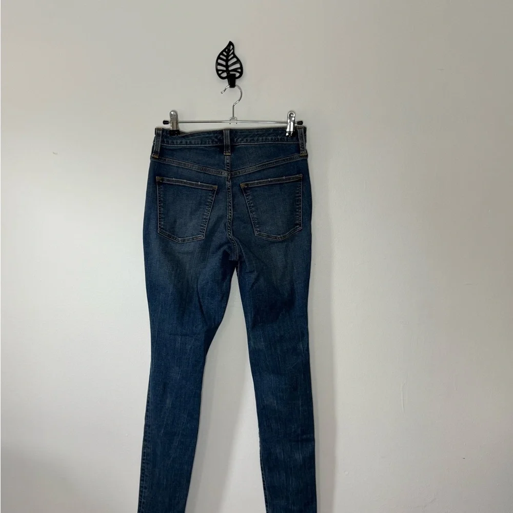 Universal Thread Blue Denim High Rise Jeans‎